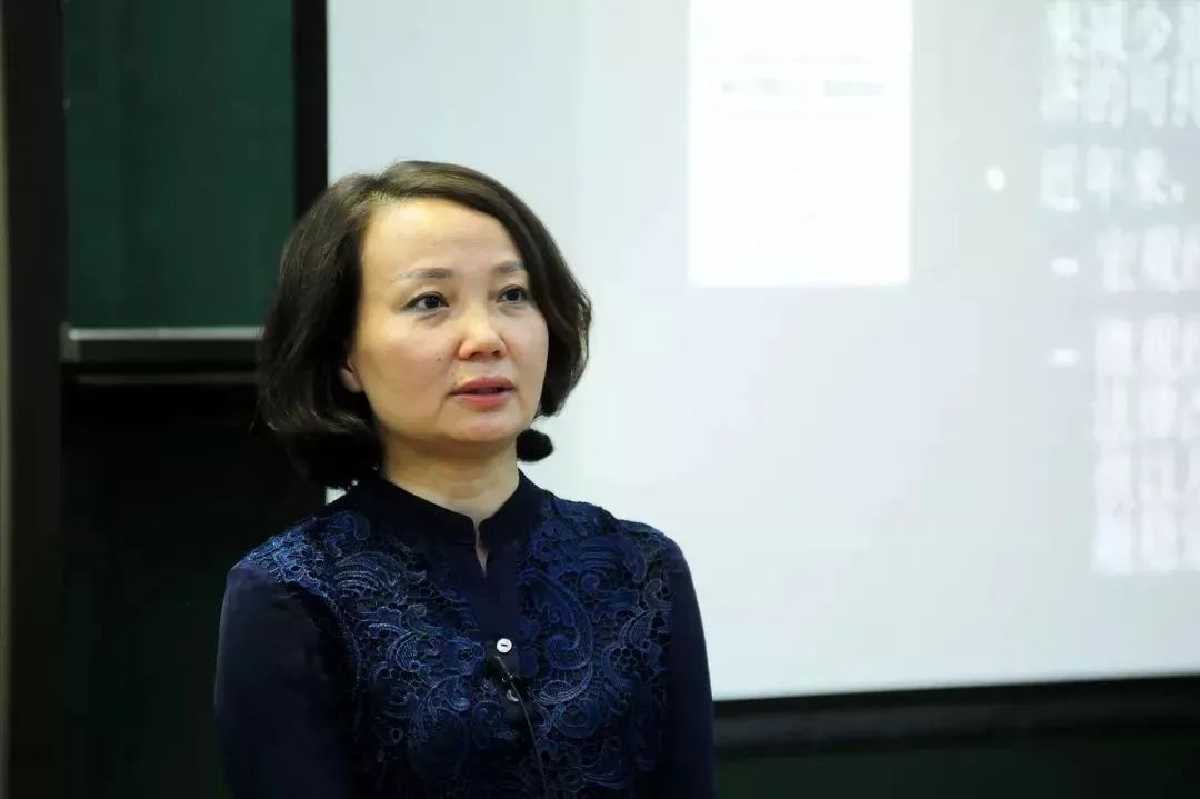 清华博士的她，任全国社保基金会副理事长